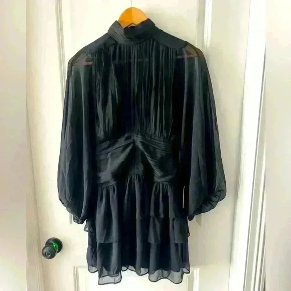 NWT  Express Mock Neck Long Sleeve Pleated Waist Tiered‎ Ruffle Mini Size 0 - Picture 2 of 9